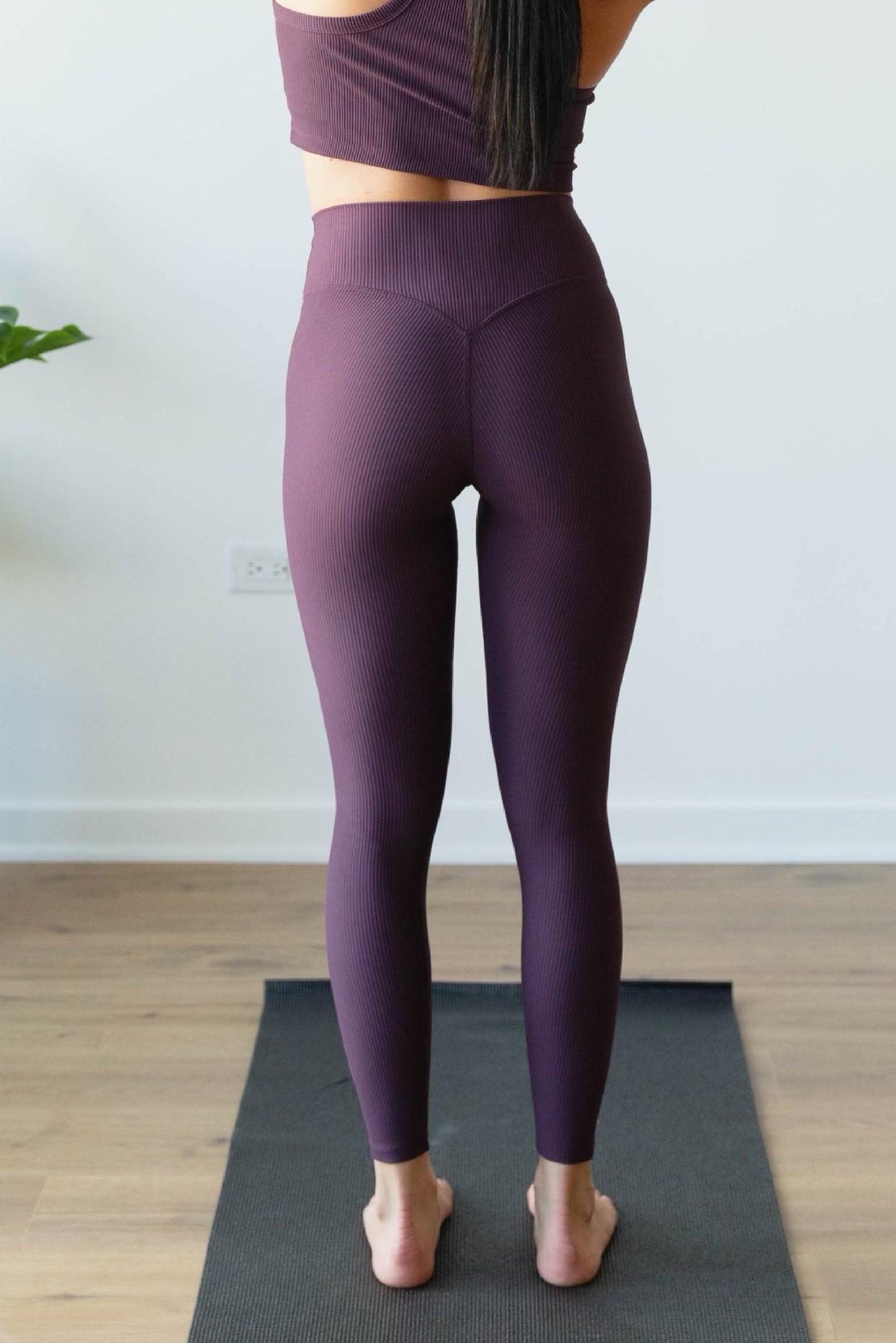 Plum Rib Legging