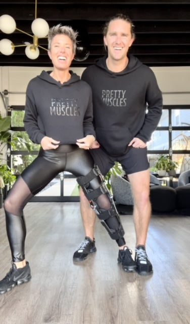 Cropped Hoodie Black on Black