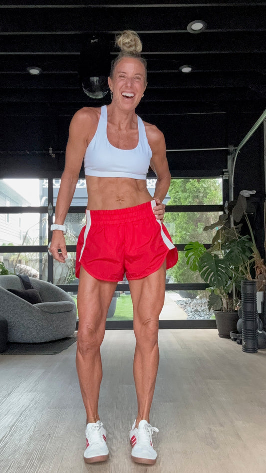 Retro Track Short Lipstick Red