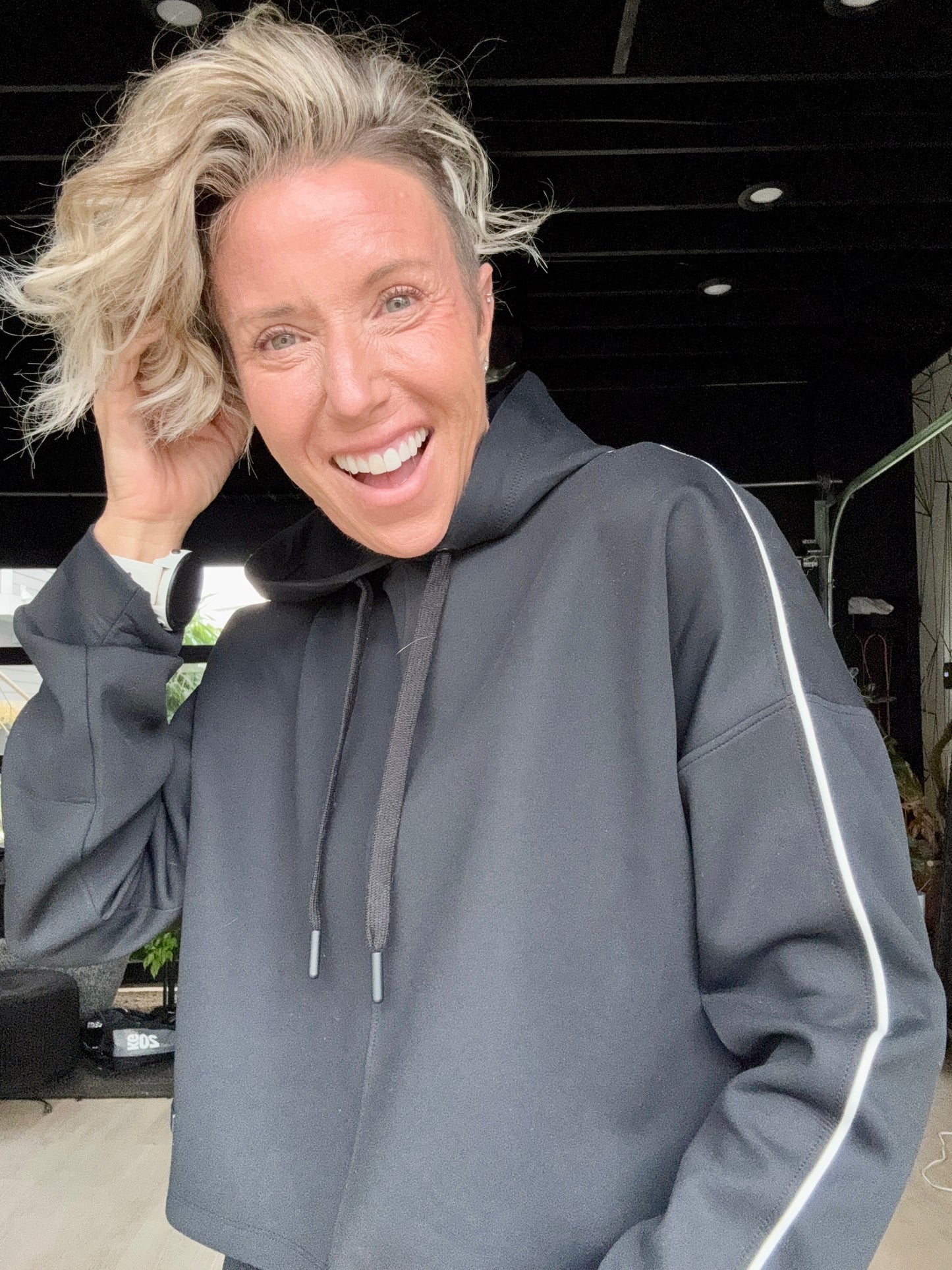 Spacer Crop Hoodie Black Stripe