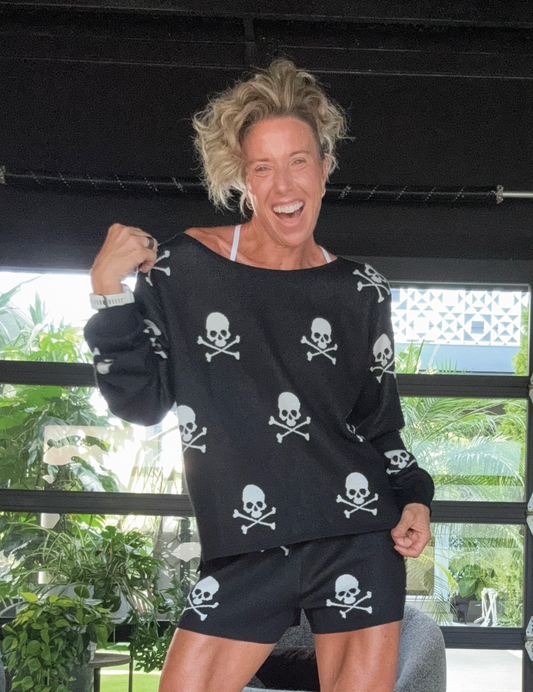 Sweater Long Sleeve Skulls PREORDER