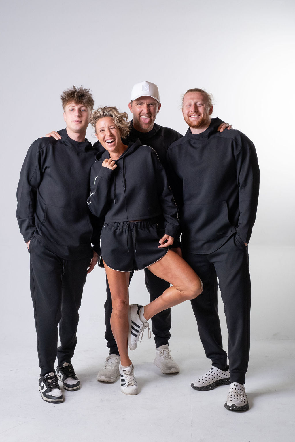 Spacer Short Black Stripe