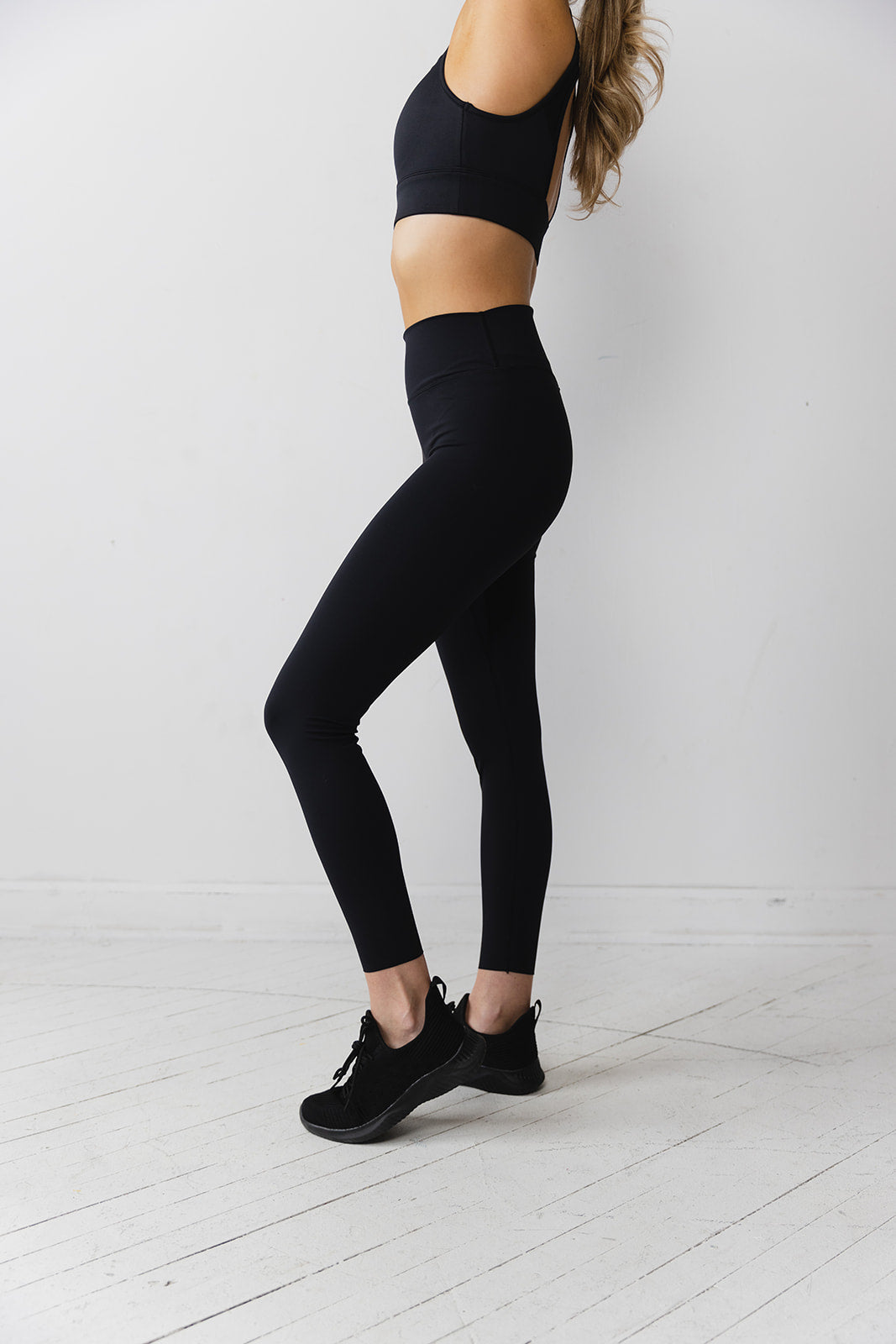 Barre Class Bombshell High Waist Legging In Grey • Impressions Online  Boutique